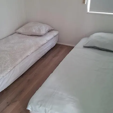 Chalet Family Friendly With Pool In Opmeer
